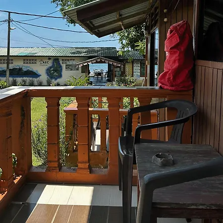 Abc Chalet Tioman Kampong Ayer Batang Exterior photo