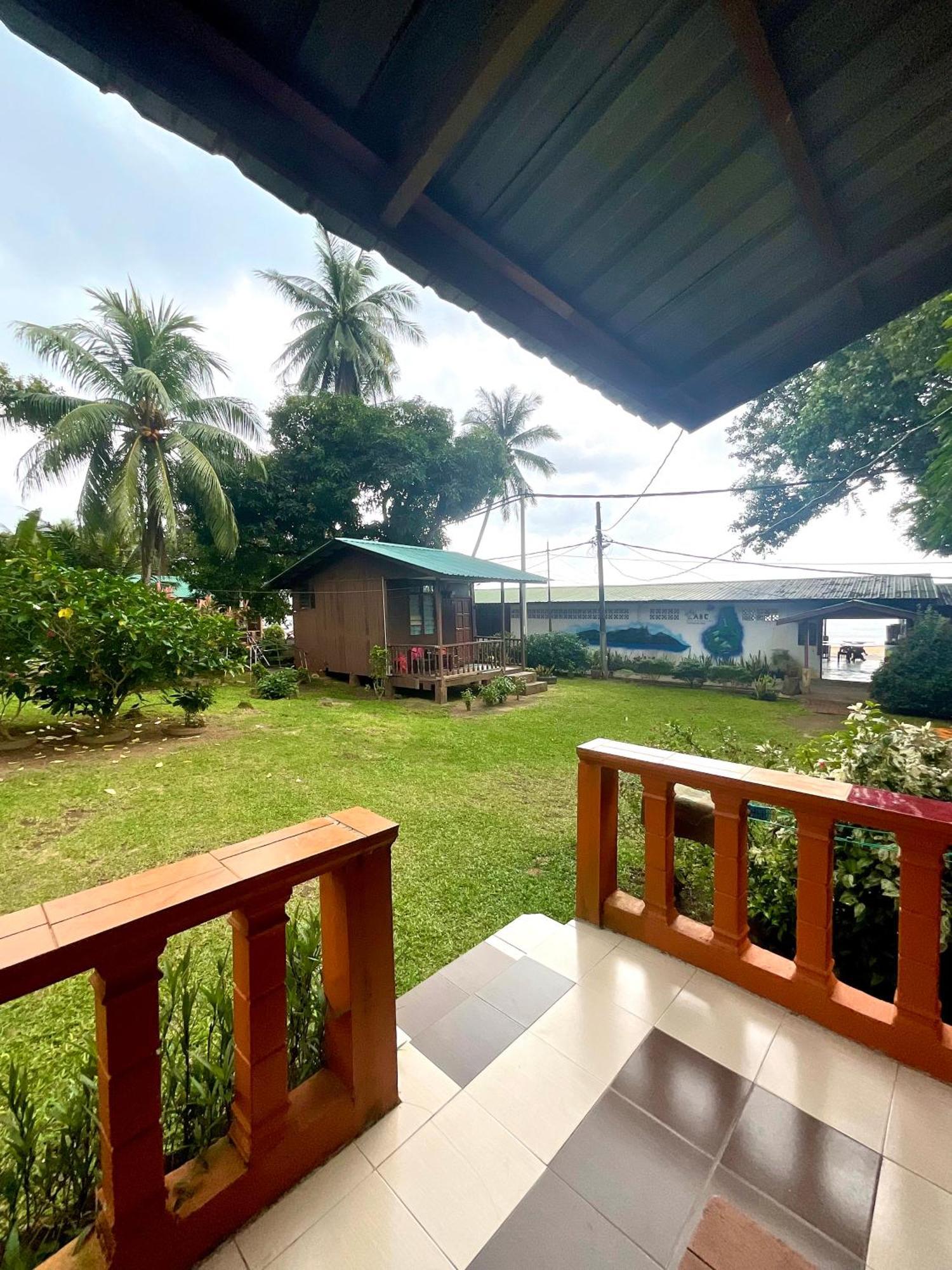 Chalet Abc Tioman Kampong Ayer Batang