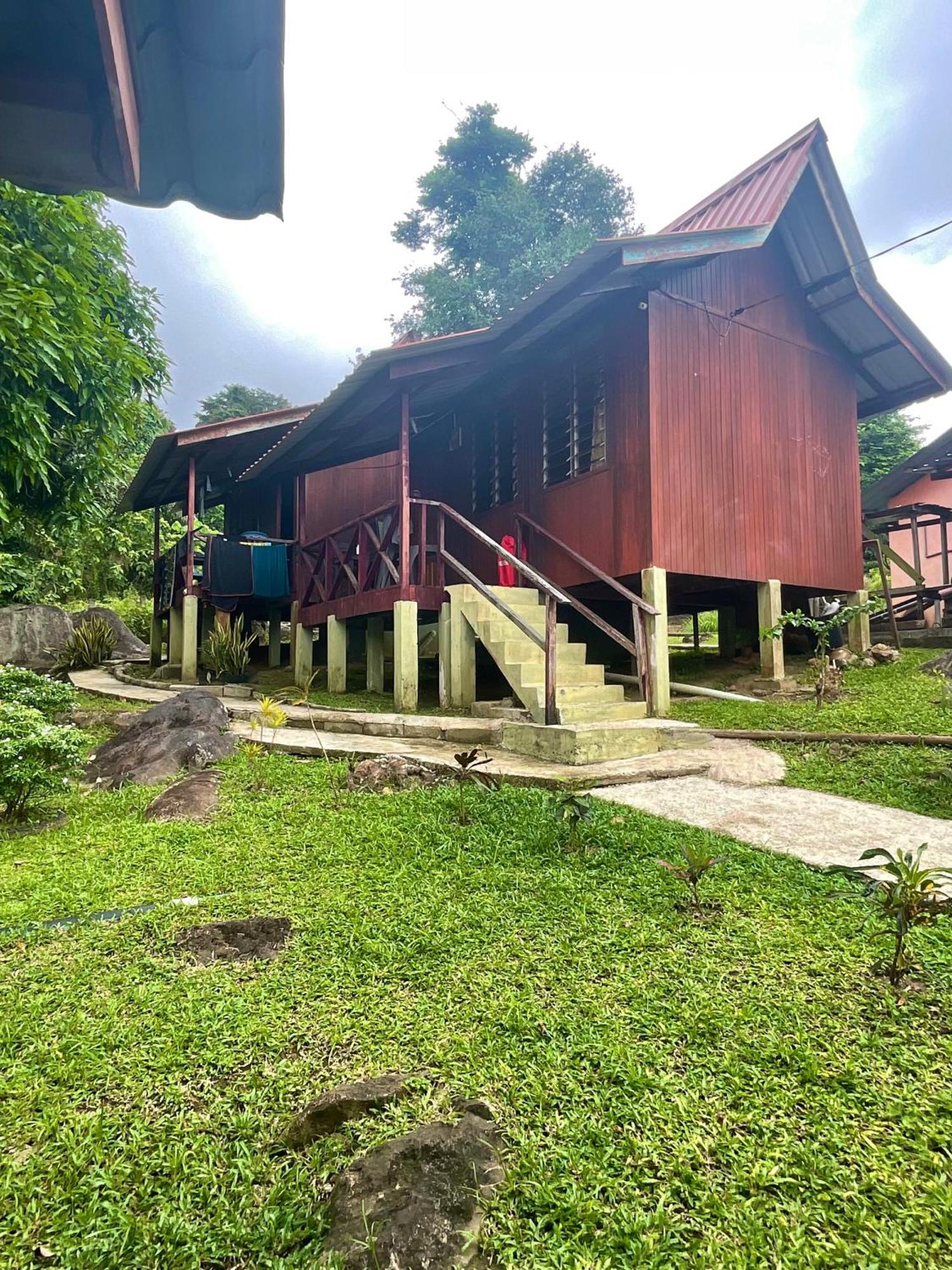 Abc Tioman * Kampong Ayer Batang